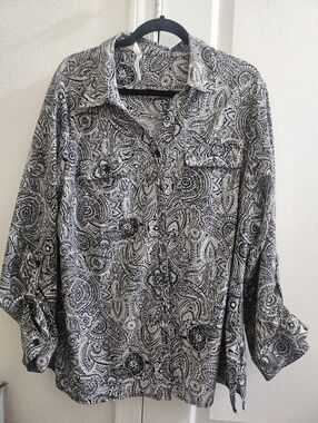 Collection B Black and White Paisley Blouse